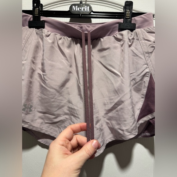 Under armor purple fitness shorts size - Picture 6 of 6